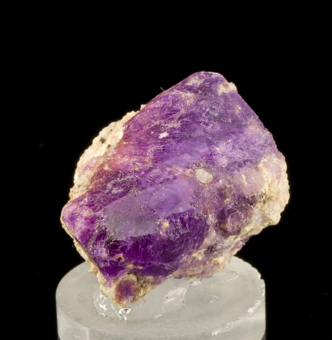 Sodalite Var. Hackmanite - image 3