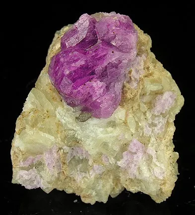 Sodalite (Var: Hackmanite), Winchite - image 1