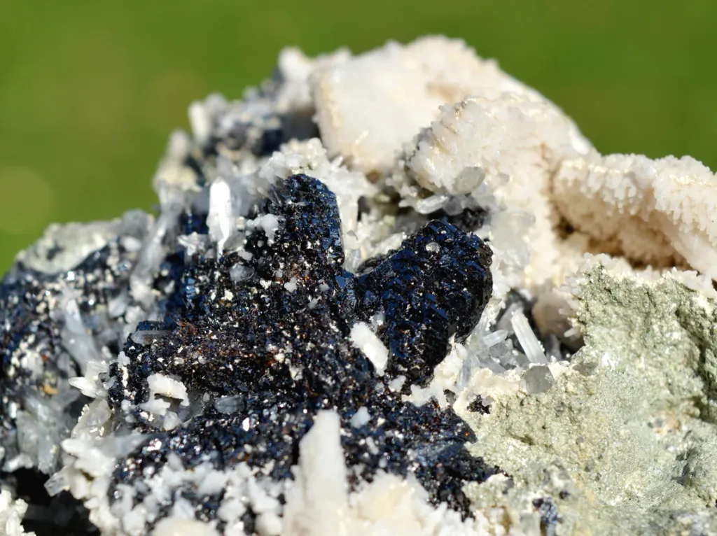 Spalerite var. Marmatite & Quartz calcite 1610 grams - Cavnic Mine, Cavnic, Maramureș, Romania - image 7