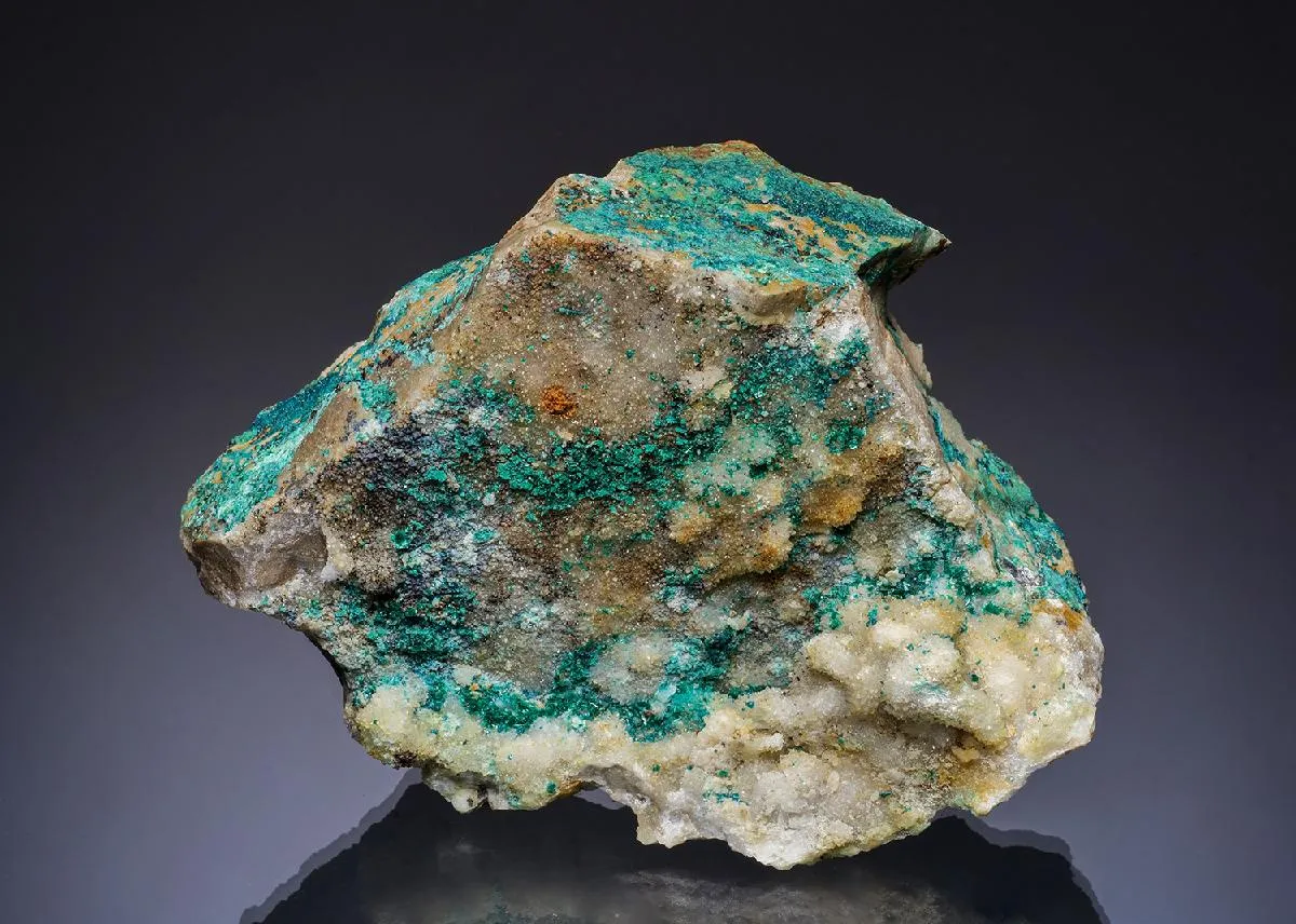 Spangolite with Brochantite - image 1