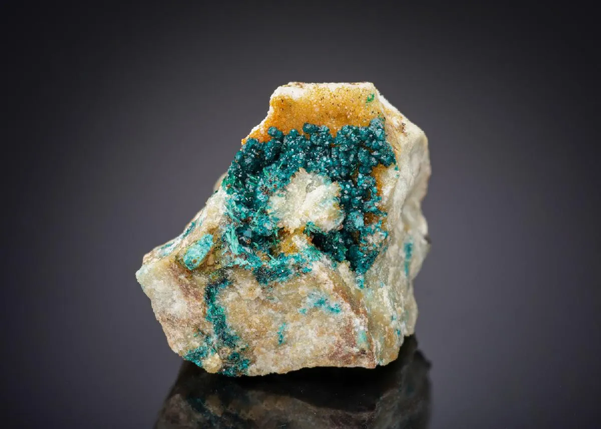 Spangolite with Brochantite - image 1
