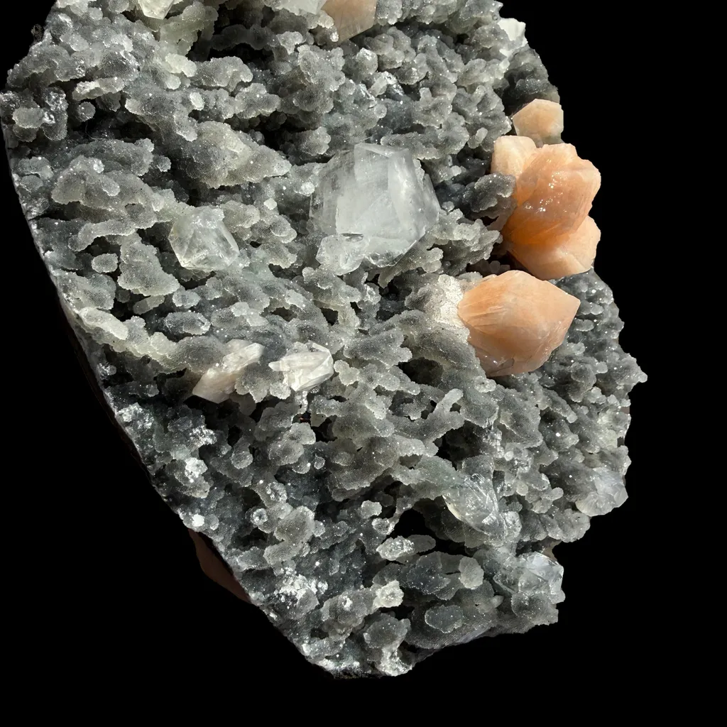 Sparkling Black Chalcedony Plate with Stilbite & Cubic Apophyllite – Rare Cabinet Mineral Specimen from Nashik - image 7
