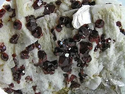 Spessartine - image 2