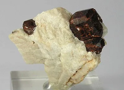 Spessartine image