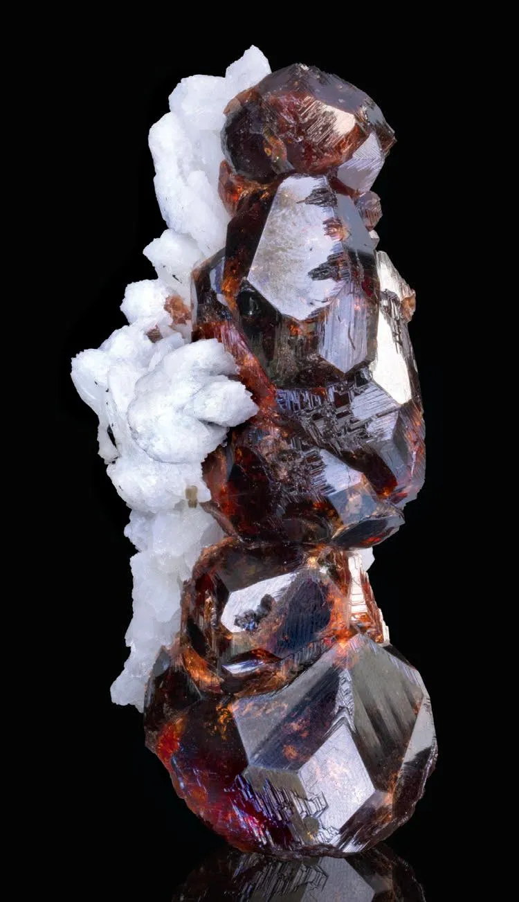 Spessartine, Albite - image 1