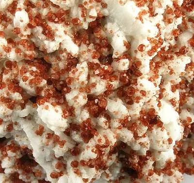 Spessartine, Albite - image 2