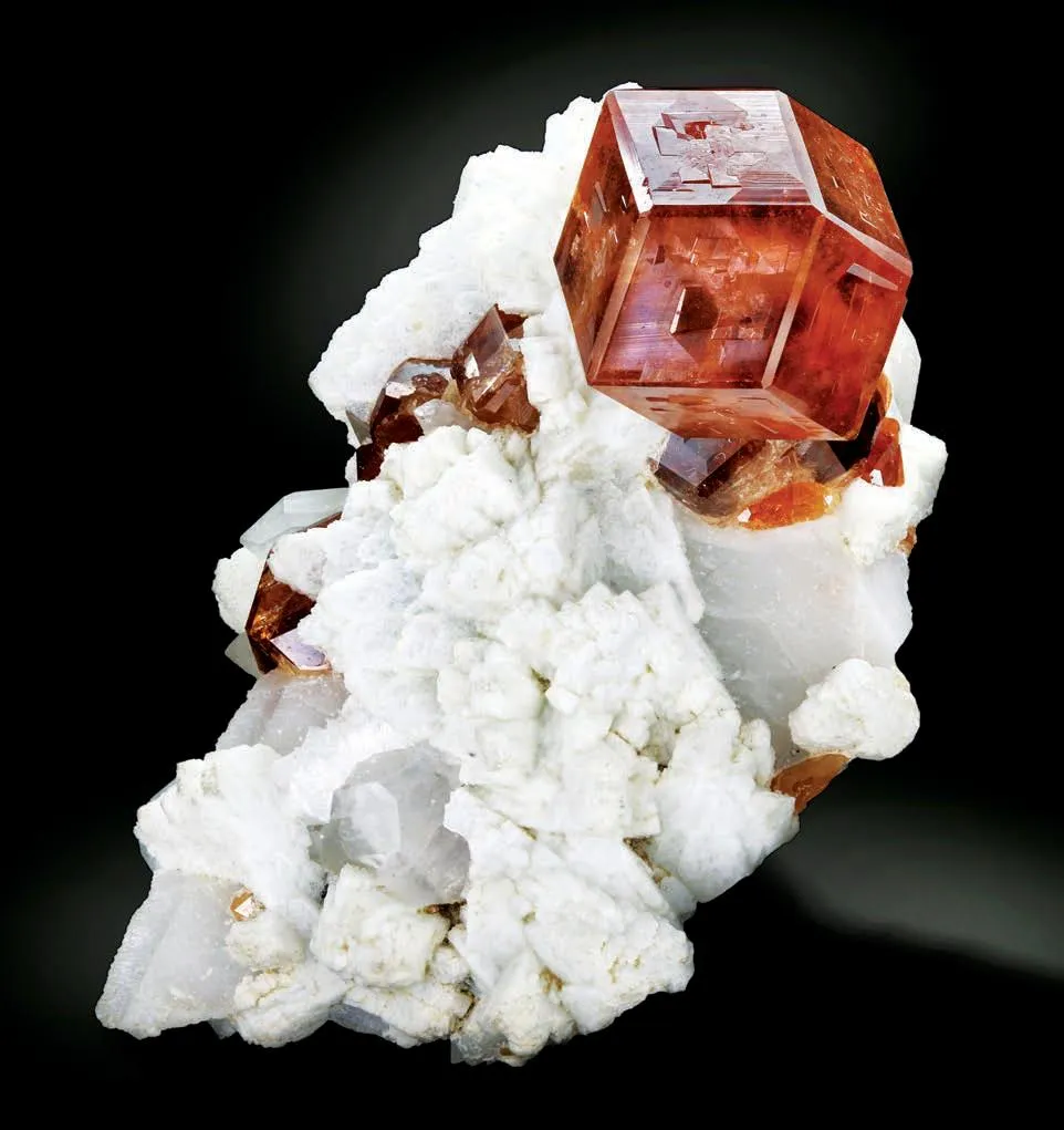 Spessartine, Albite image