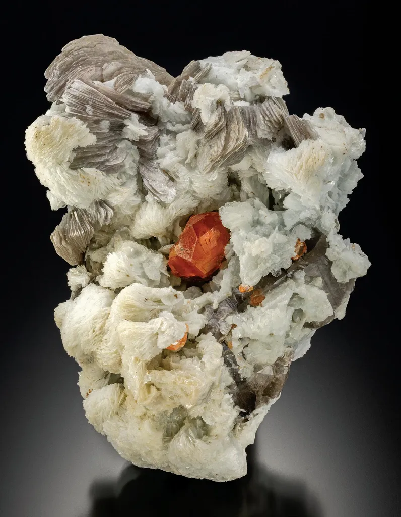 Spessartine, Cleavelandite, Muscovite image