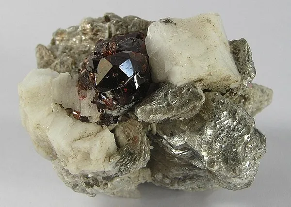 Spessartine, Feldspar Group, Muscovite image