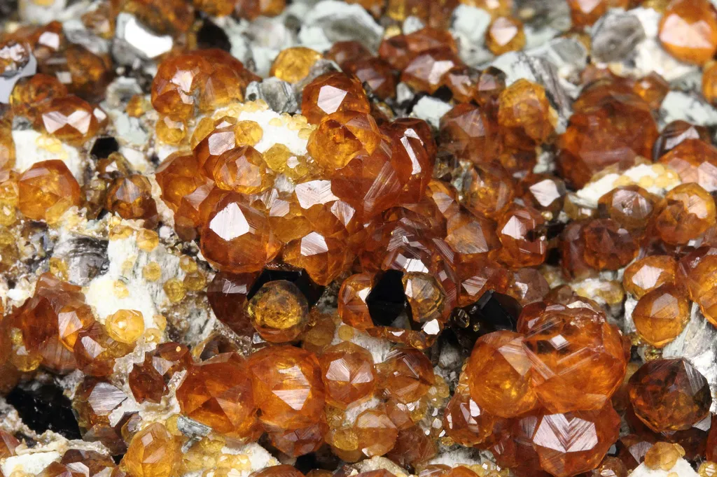 Spessartine from China, Fujian, Yunxiao Co., Tongbei, Wushan Spessartine Mine - image 7