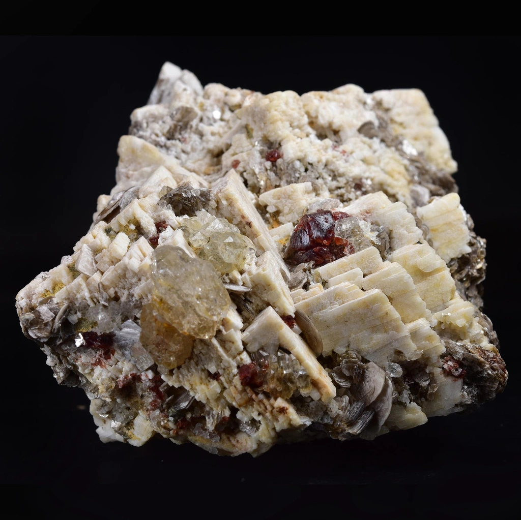 Spessartine from Skardu District, Gilgit-Baltistan, Pakistan - image 5