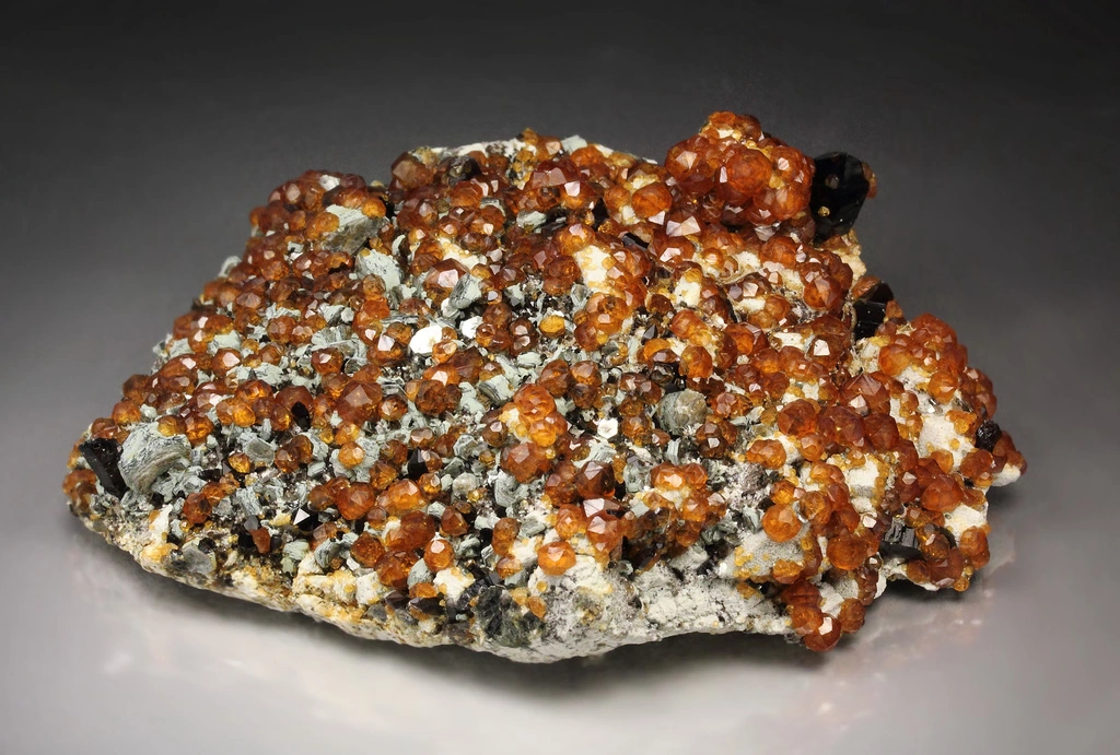 Spessartine from Wushan Spessartine Mine, Tongbei, Yunxiao Co., Fujian, China - image 3