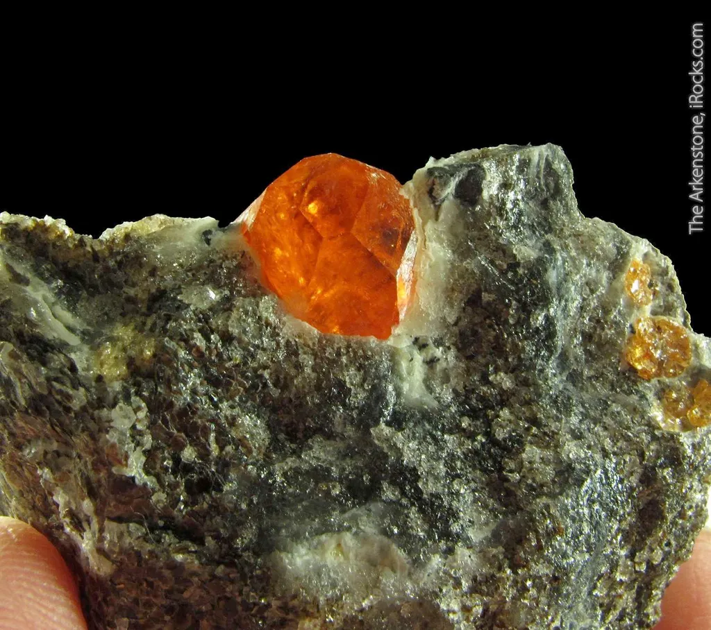 Spessartine Garnet - image 4