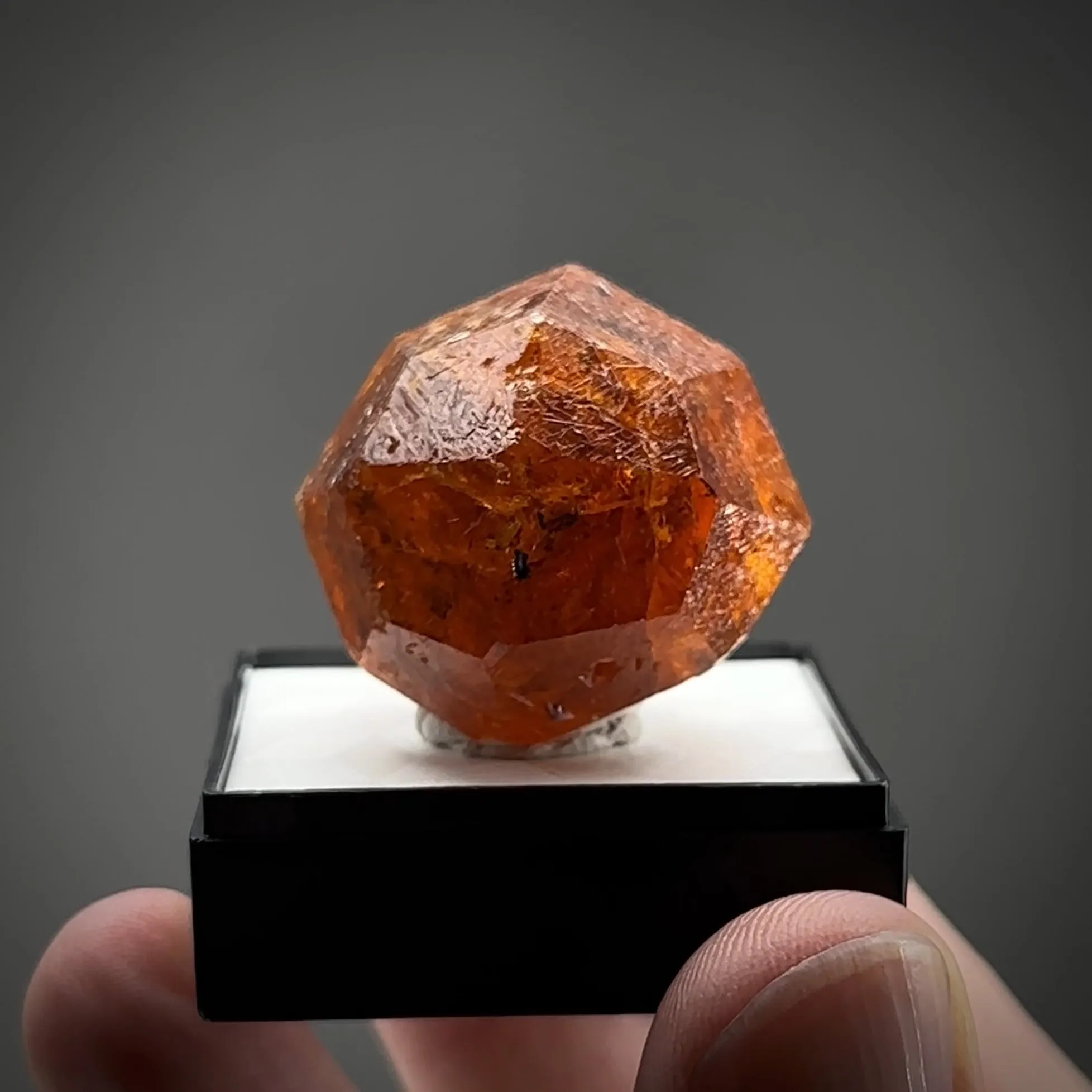 Spessartine Garnet - image 2