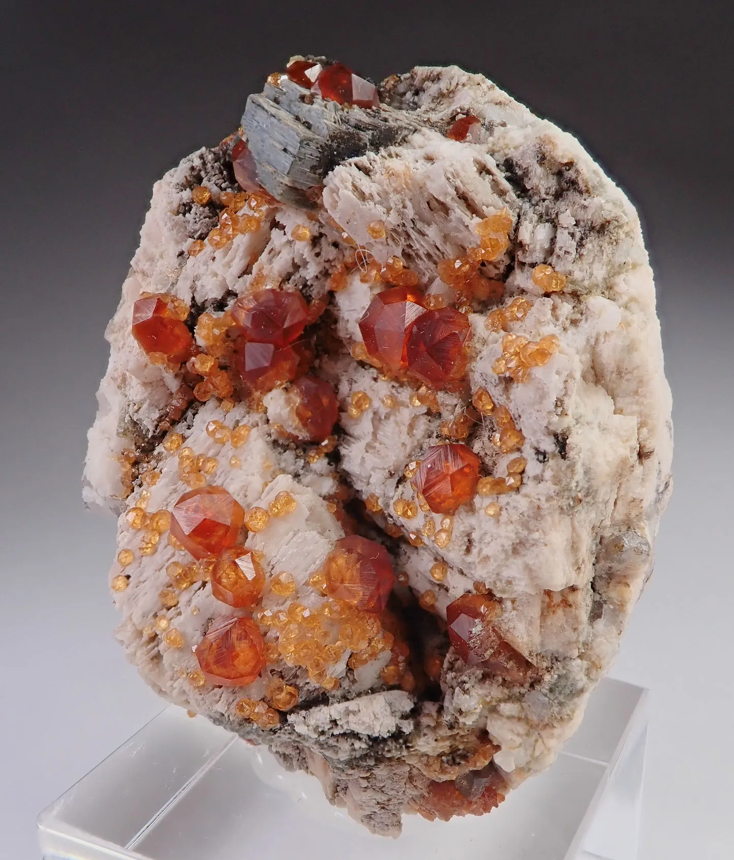 Spessartine Garnet - image 4