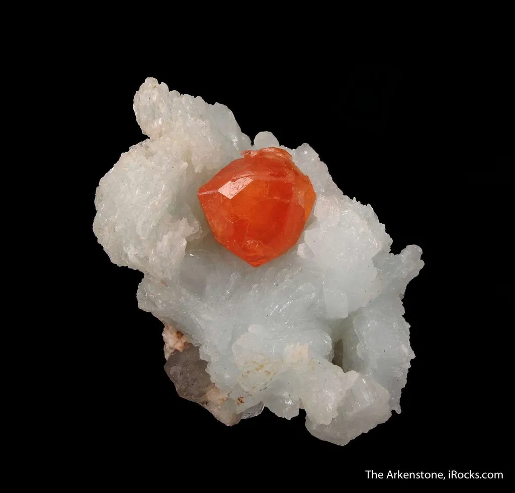 Spessartine on Albite - image 5