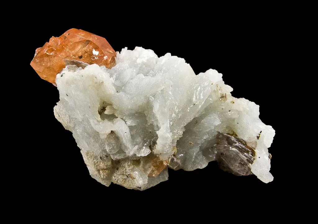 Spessartine on Albite - image 3