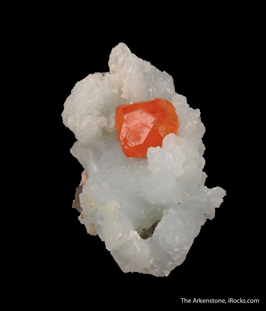 Spessartine on Albite - image 2