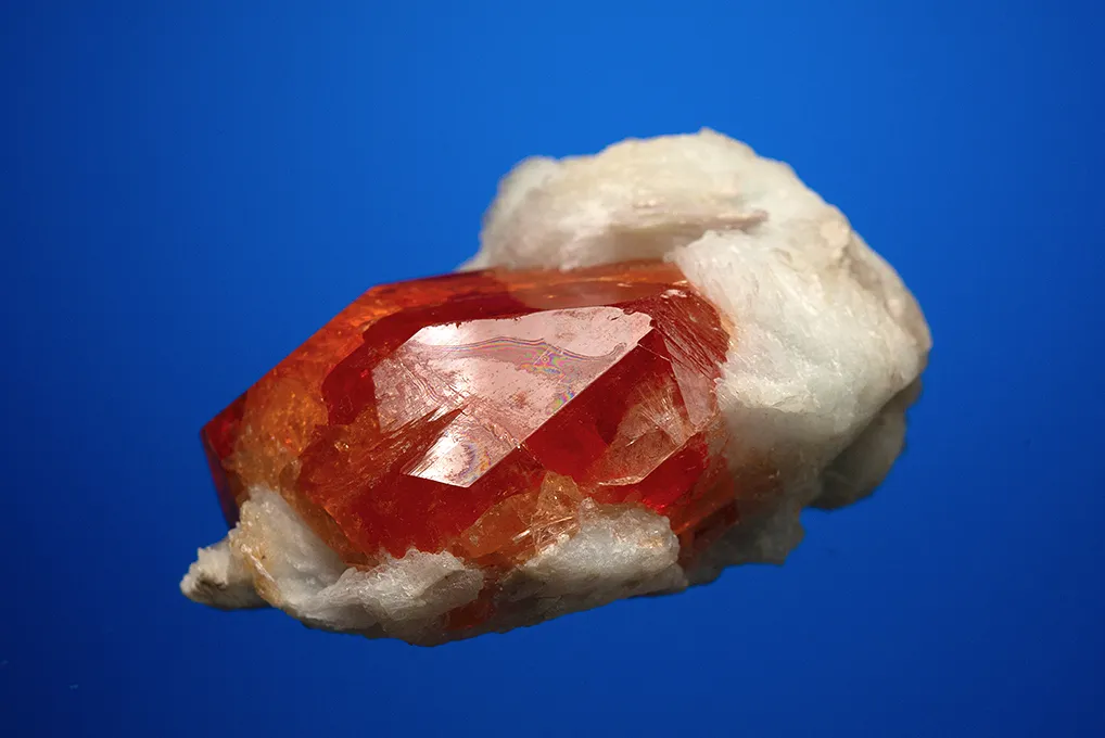 Spessartine on Albite var. Cleavelandite - image 3