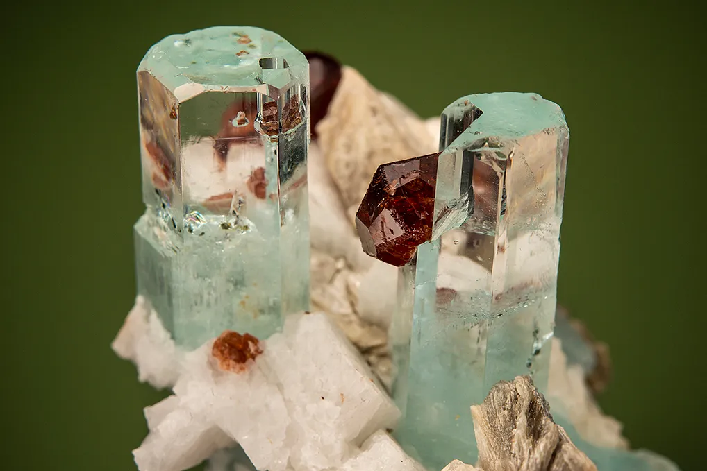 Spessartine on Beryl var. Aquamarine - image 2