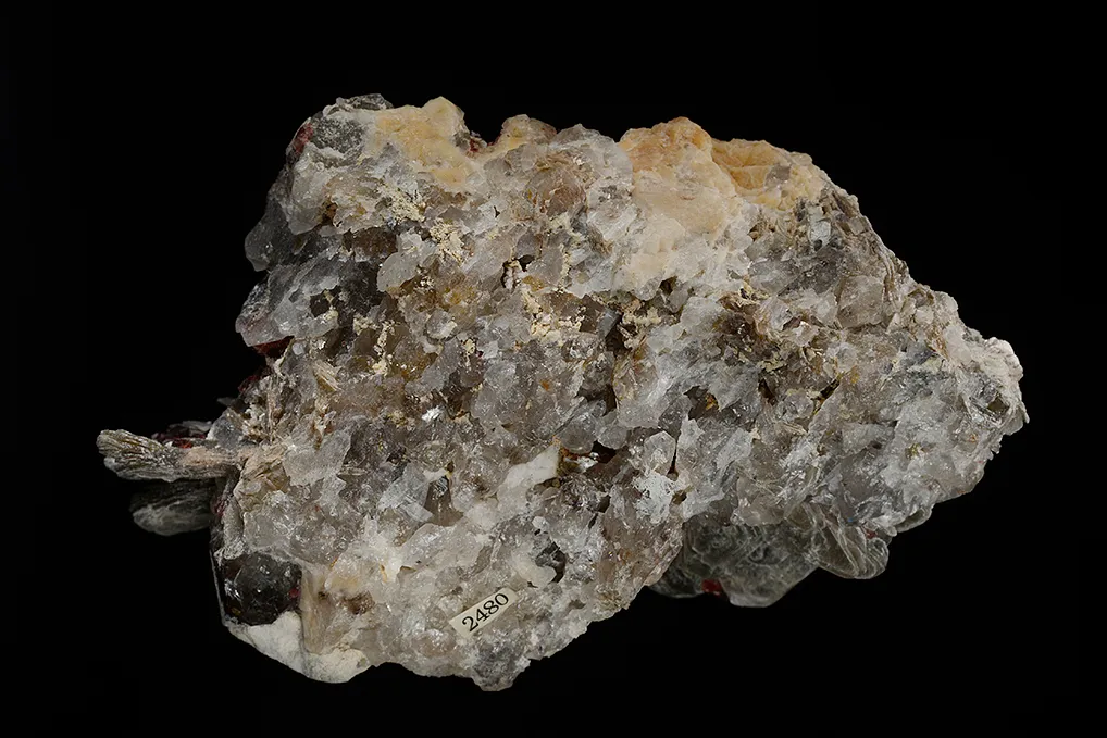 Spessartine on Muscovite - image 6