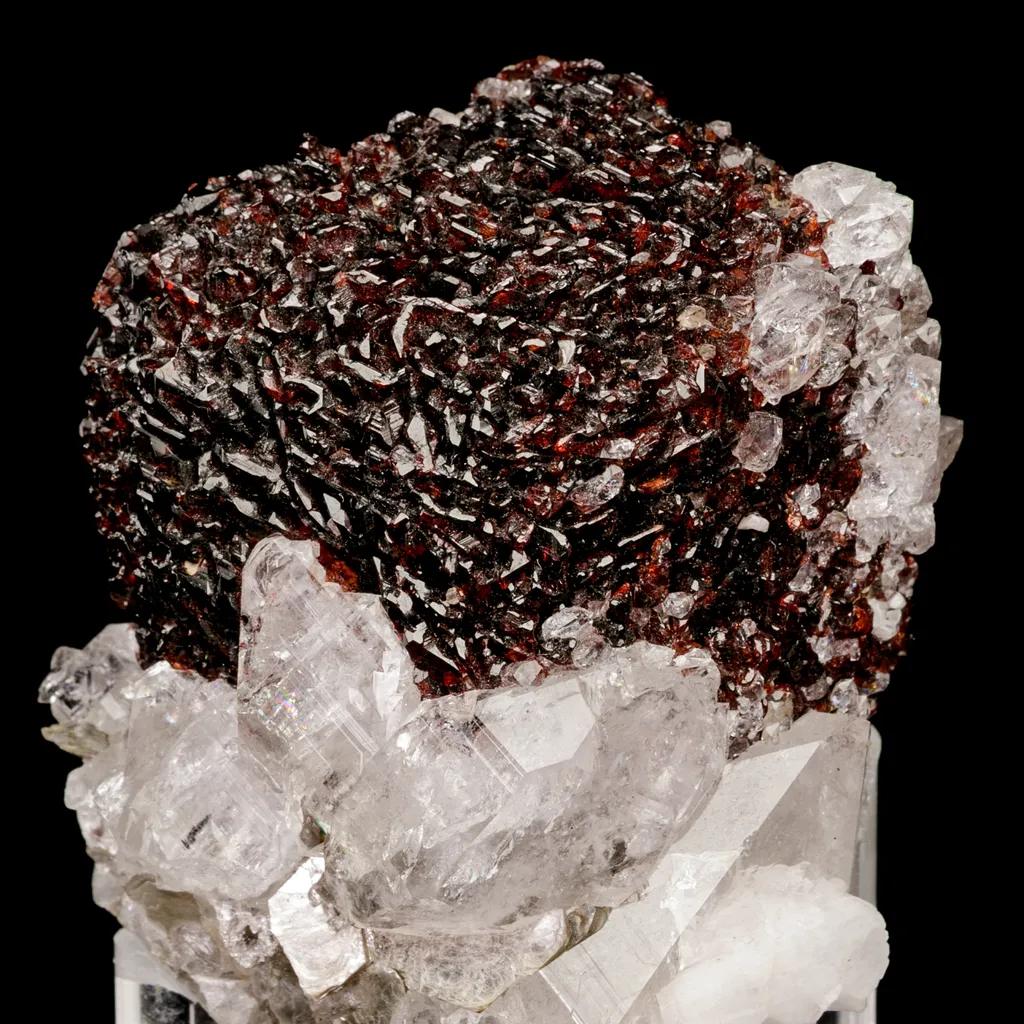 Spessartine on Quartz image