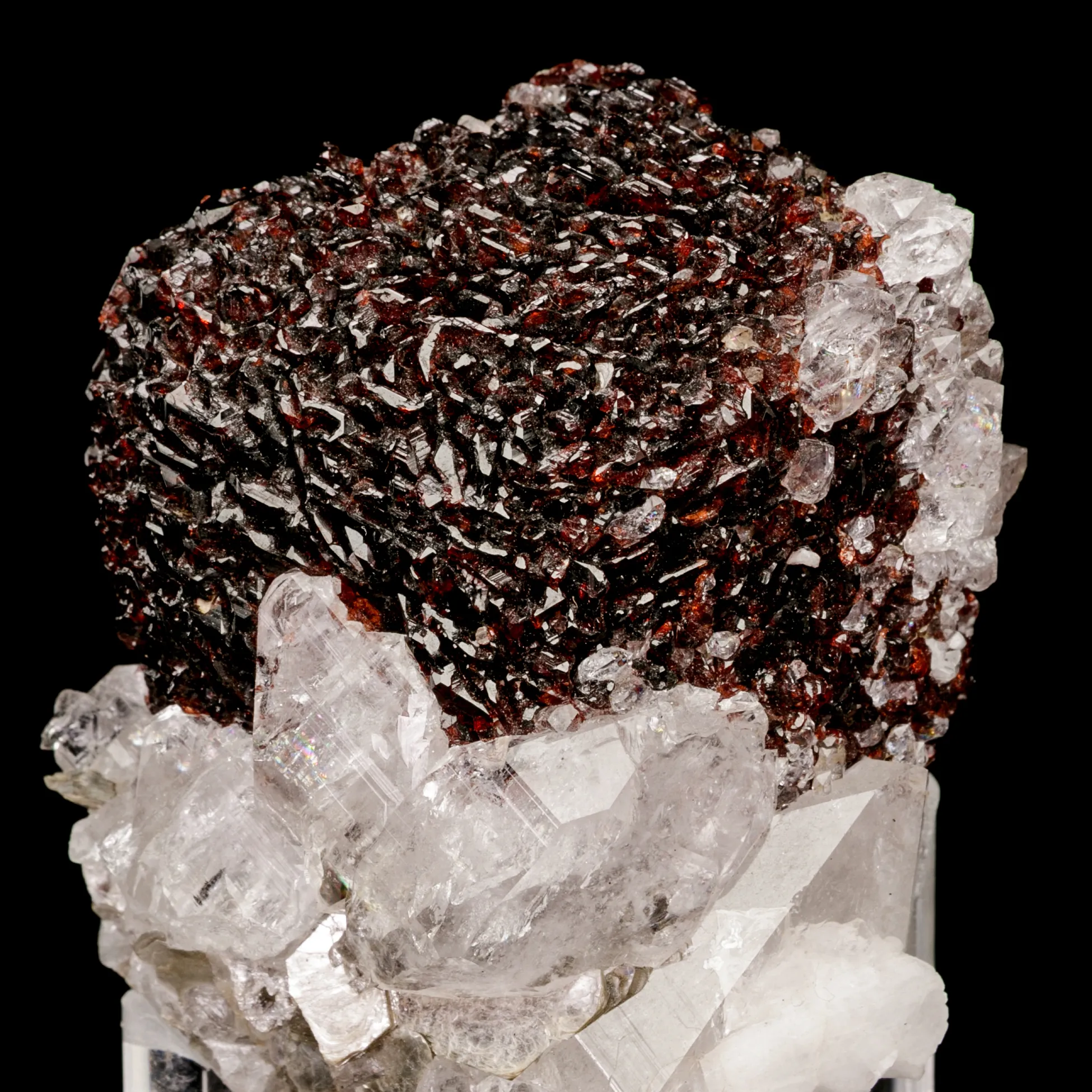 Spessartine on Quartz - image 1