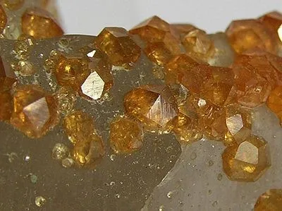Spessartine, Quartz - image 2