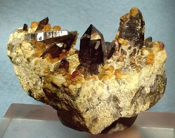 Spessartine, Quartz (Var: Smoky Quartz) - image 1