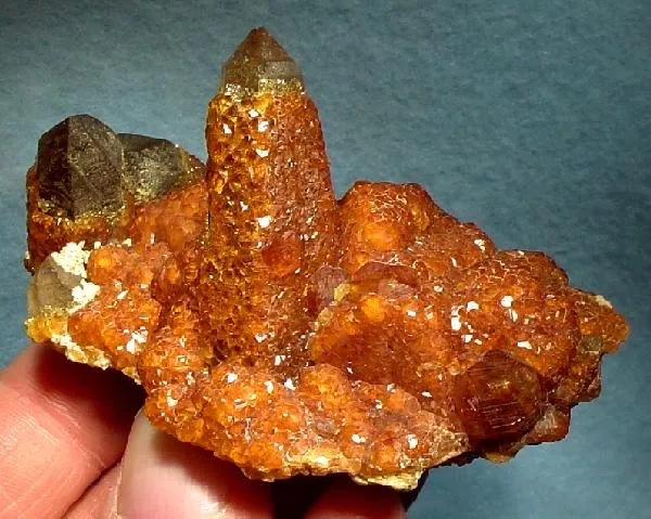 Spessartine, Quartz (Var: Smoky Quartz) image