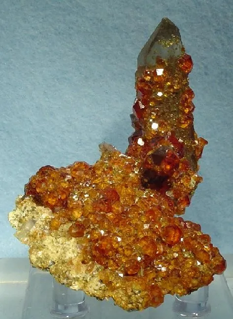 Spessartine, Quartz (Var: Smoky Quartz) image