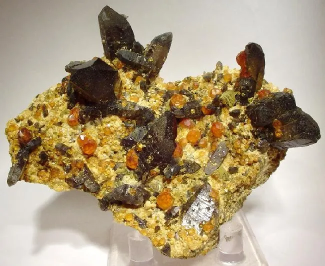 Spessartine, Quartz (Var: Smoky Quartz) - image 1