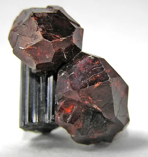 Spessartine, Schorl image