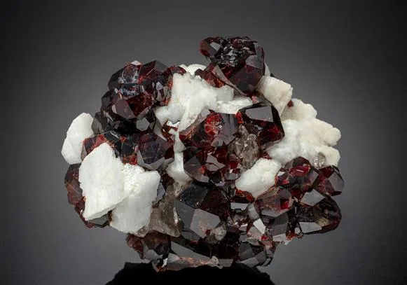 Spessartine with K Feldspar and Quartz - image 1