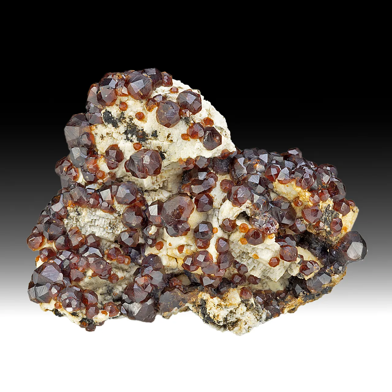 Spessartine with Microcline - image 1