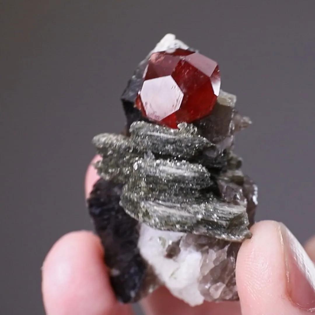 Spessartine with Muscovite - image 2