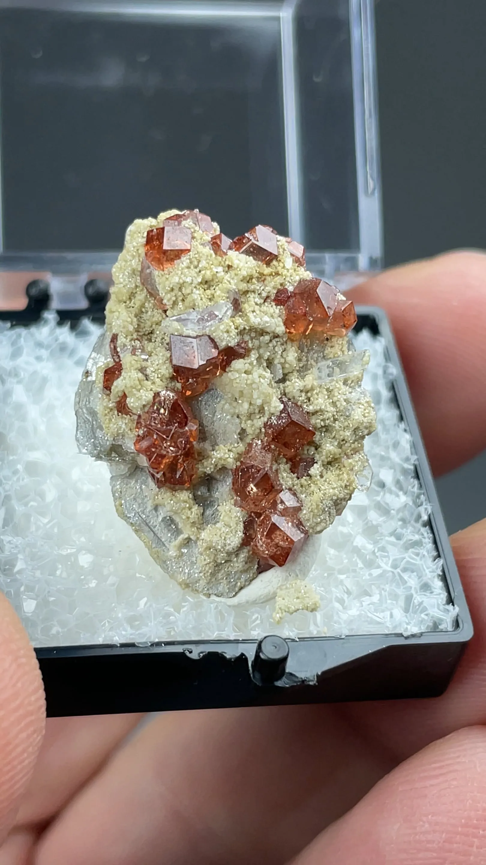 Spessartine with Muscovite - image 2
