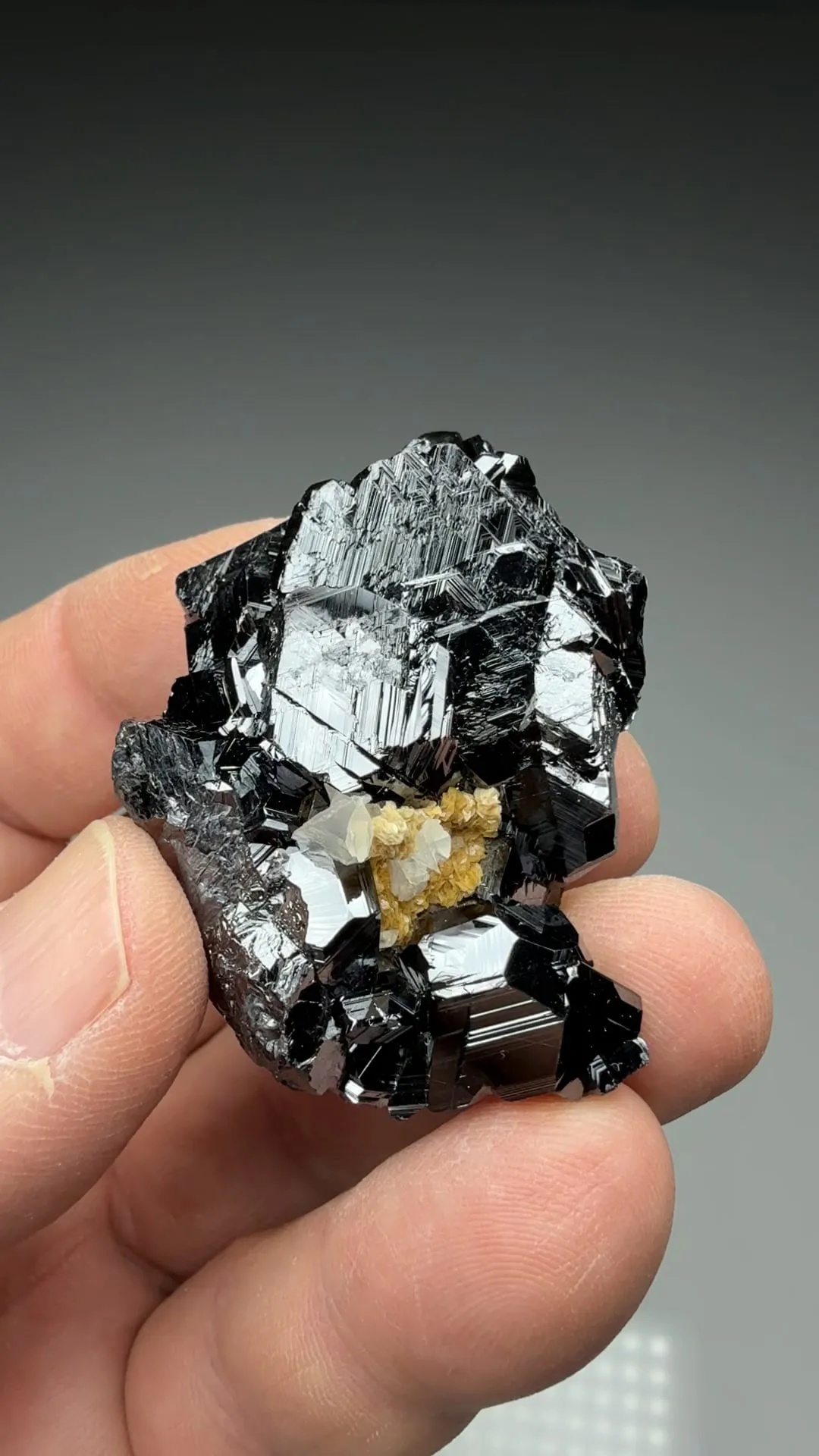 Sphalerite - image 2