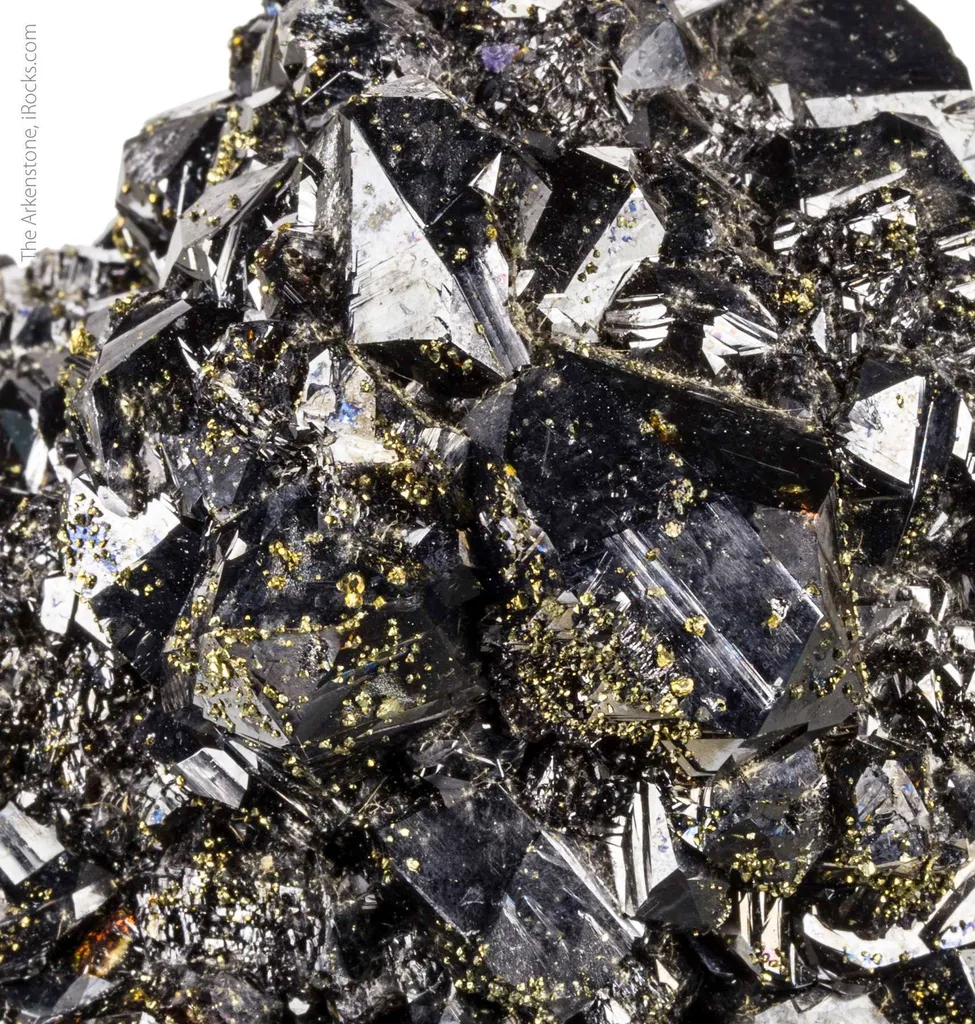 Sphalerite and Fluorite with Chalcopyrite - image 2