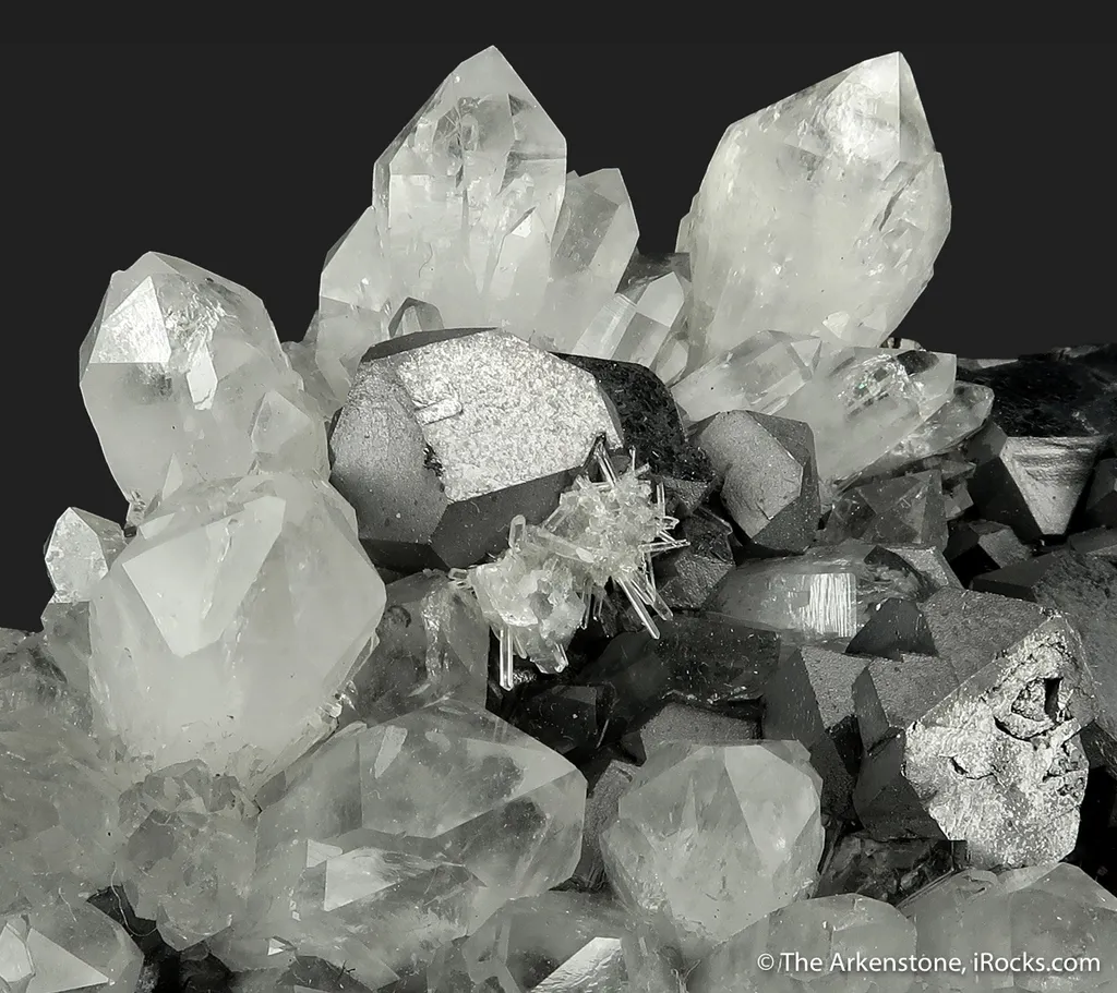 Sphalerite and Galena on Quartz - image 5
