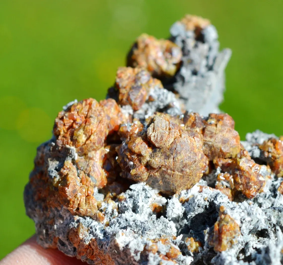 Sphalerite and Quartz 111 grams - Haus Rappoltstein vein, Neuenburg, Haut-Rhin, Alsace, France - image 2