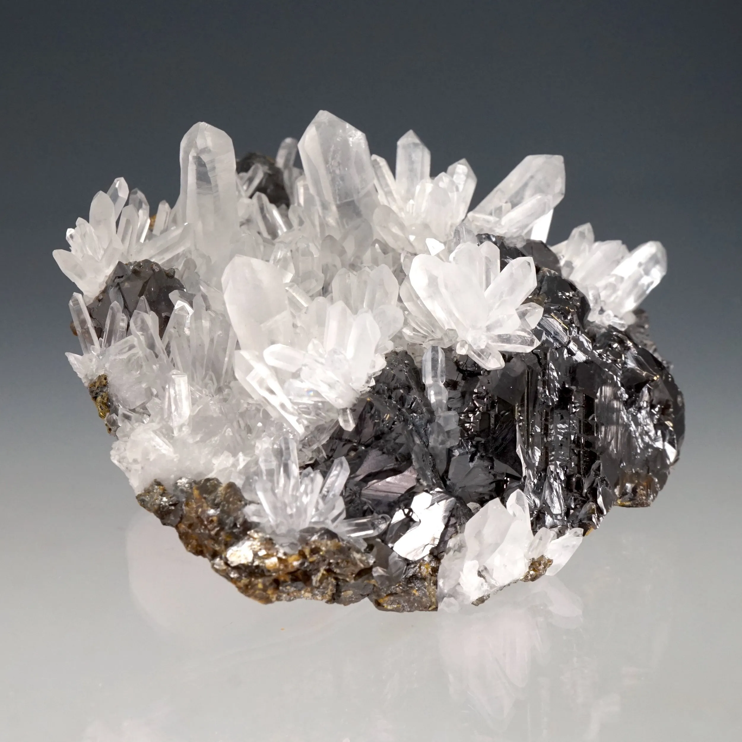 Sphalerite and Quartz - image 2