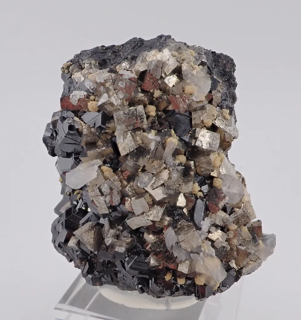 Sphalerite, Arsenopyrite and Calcite image