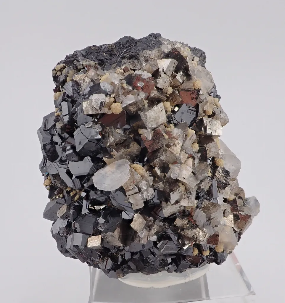 Sphalerite, Arsenopyrite and Calcite - image 2