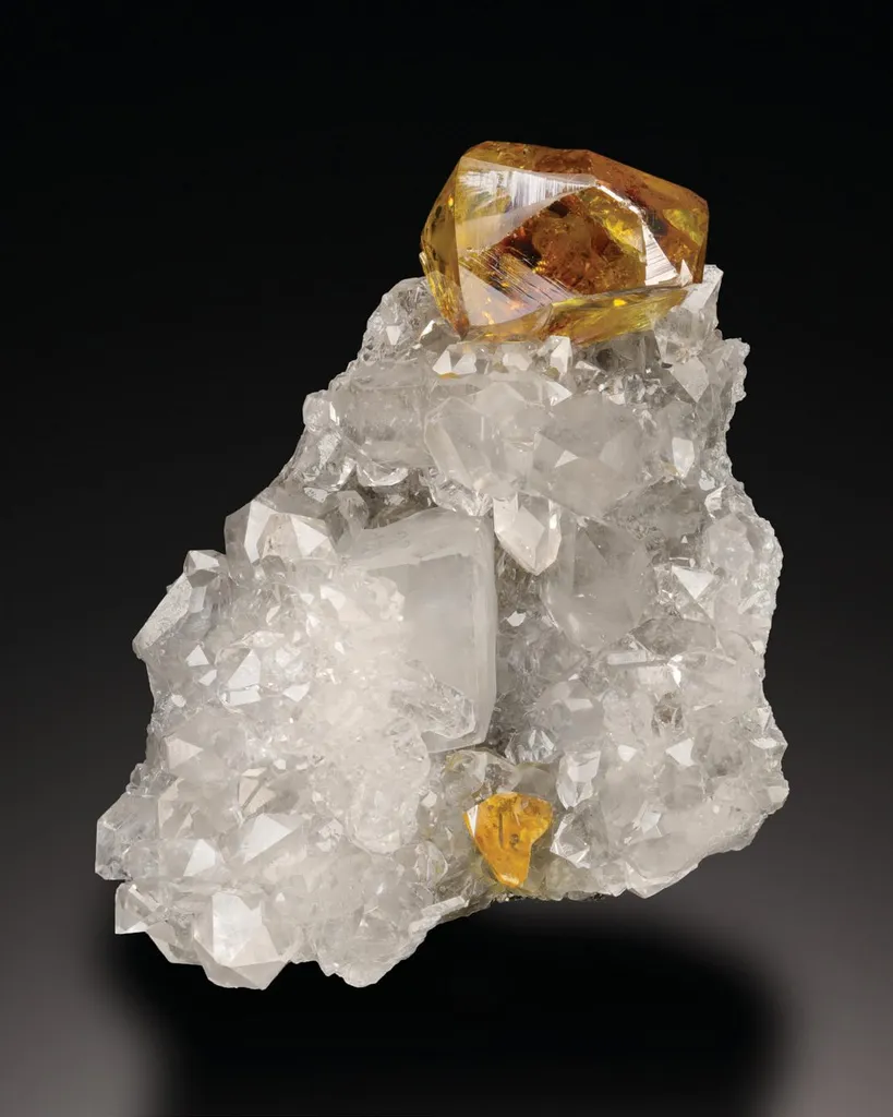 Sphalerite, Calcite image