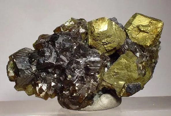 Sphalerite, Chalcopyrite image