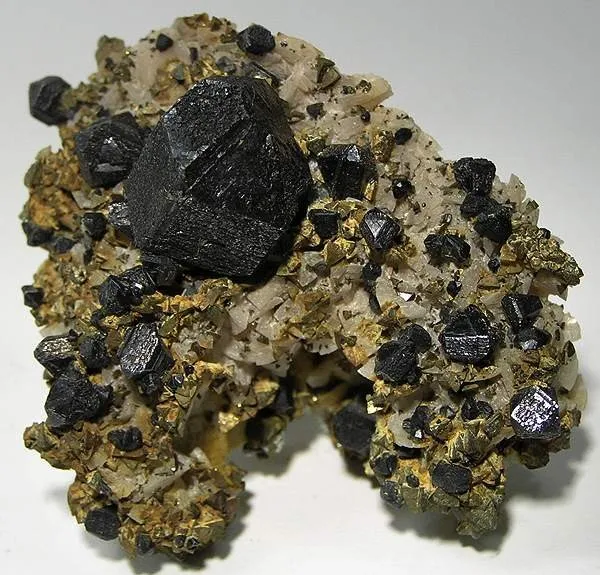 Sphalerite, Chalcopyrite, Dolomite image
