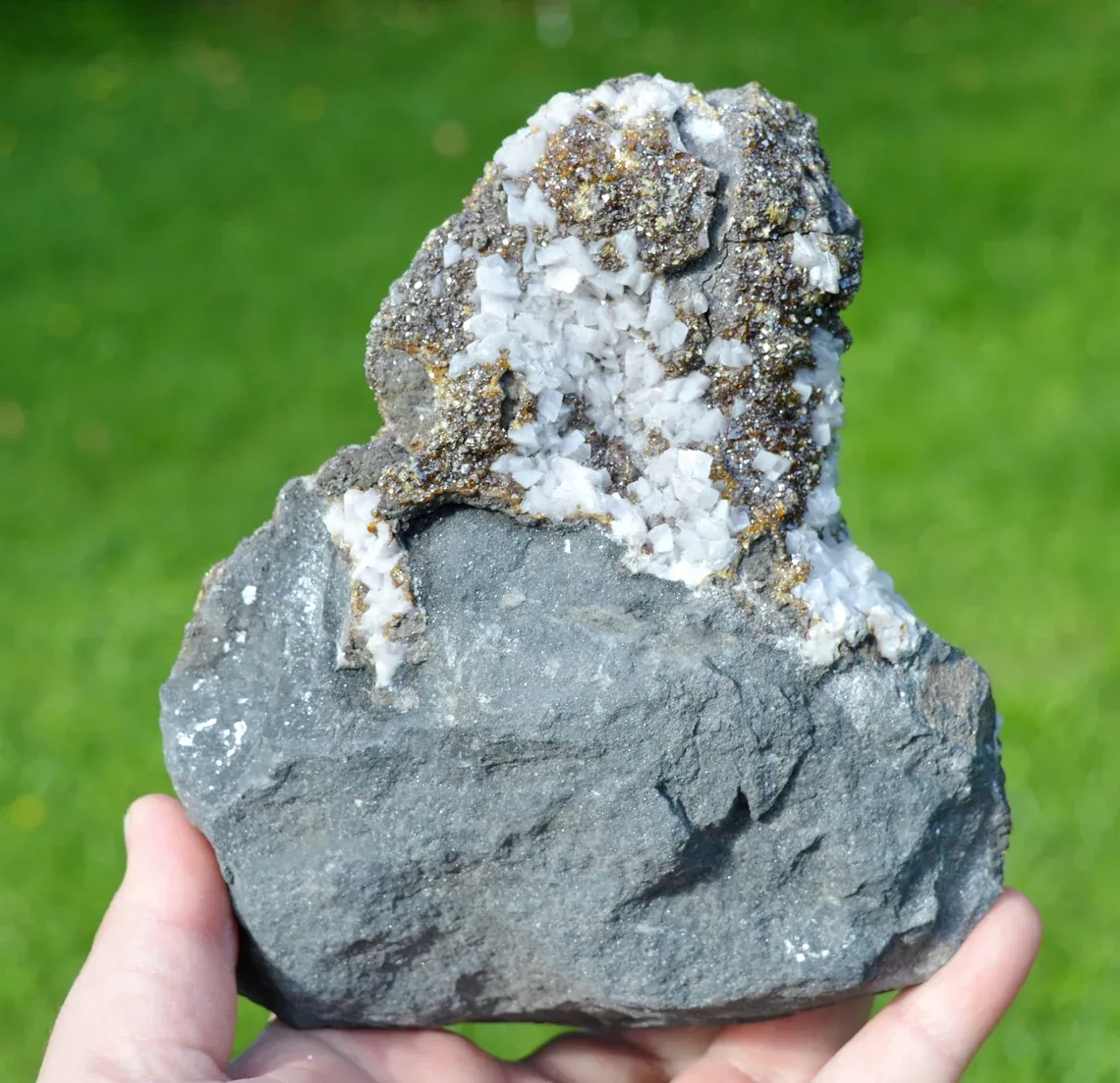 Sphalerite & Dolomite 1970 grams - Trèves, Le Vigan, Gard, Occitanie, France - image 3