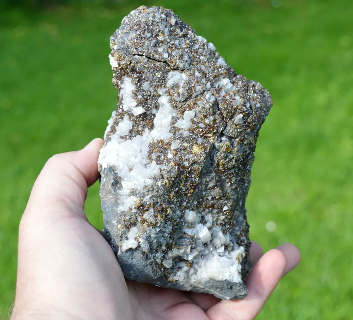 Sphalerite & Dolomite 1970 grams - Trèves, Le Vigan, Gard, Occitanie, France - image 2