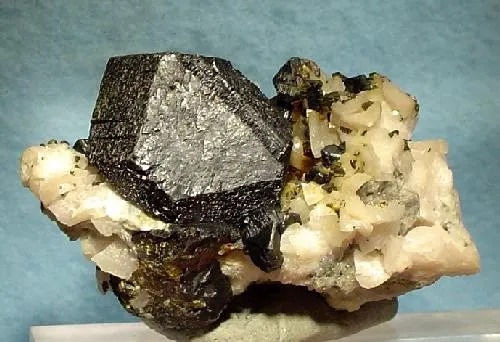 Sphalerite, Dolomite, Chalcopyrite - image 1